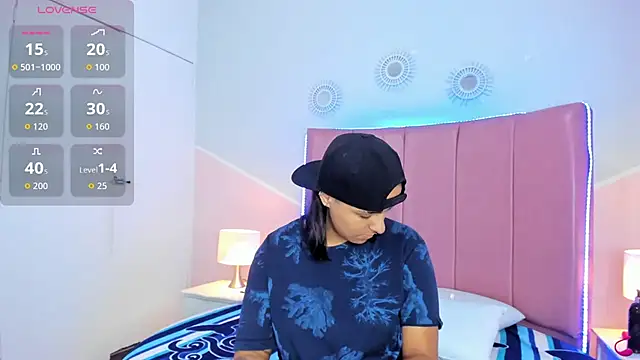 Snapshot of Liiam_smith_ chatting on November 7, 1:55 pm Liiam smith online show from November 7, 1:55 pm