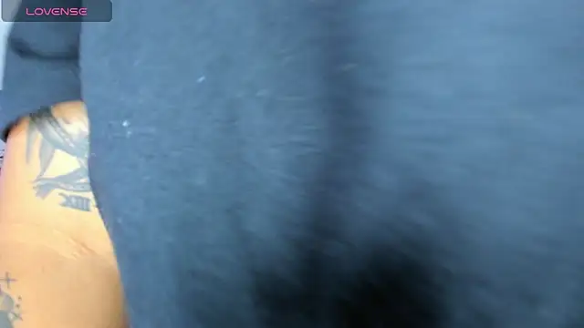 Snapshot of Liiam_smith_ chatting on November 28, 1:14 pm Liiam smith online show from November 28, 1:14 pm