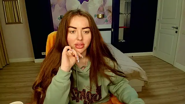 MissisCaty online show from February 14, 3:58 am