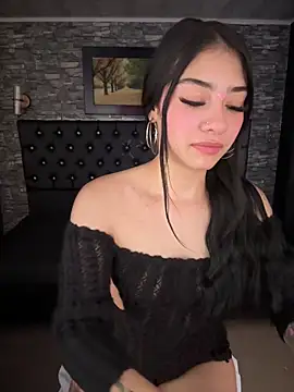 Snapshot of TayylorSexx chatting on June 20, 6:38 am TayylorSexx online show from June 20, 6:38 am