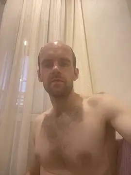 Snapshot of LynnAhNight chatting on September 13, 2:55 am LynnAhNight online show from September 13, 2:55 am