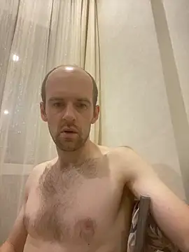 Snapshot of LynnAhNight chatting on September 20, 2:56 am LynnAhNight online show from September 20, 2:56 am