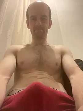 Snapshot of LynnAhNight chatting on October 16, 3:29 am LynnAhNight online show from October 16, 3:29 am