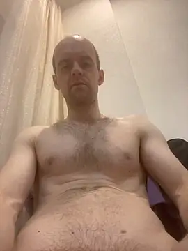 Snapshot of LynnAhNight chatting on November 14, 2:54 am LynnAhNight online show from November 14, 2:54 am