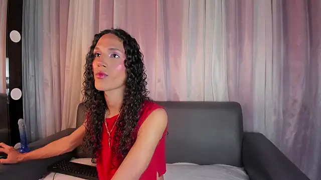 Snapshot of cassidy_blossom chatting on March 14, 2:42 am cassidy blossom online show from March 14, 2:42 am