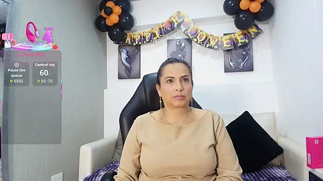 GochitaWild online show from October 12, 12:59 pm