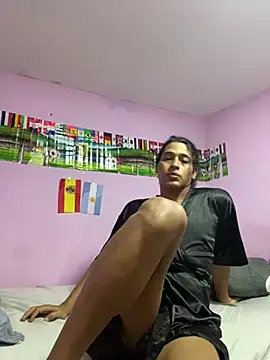alexiaross96 online show from July 17, 12:39 am