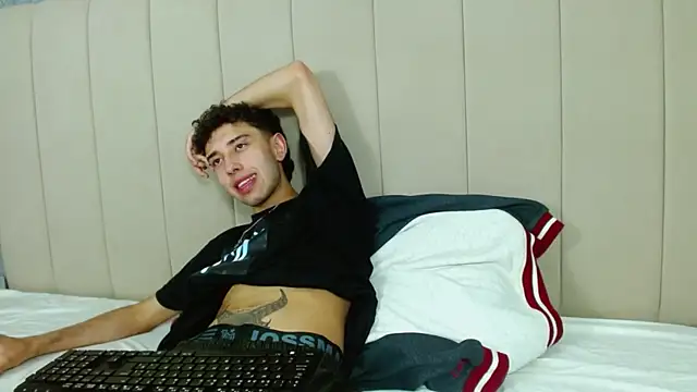 erickblaze wm online show from February 27, 4:09 am