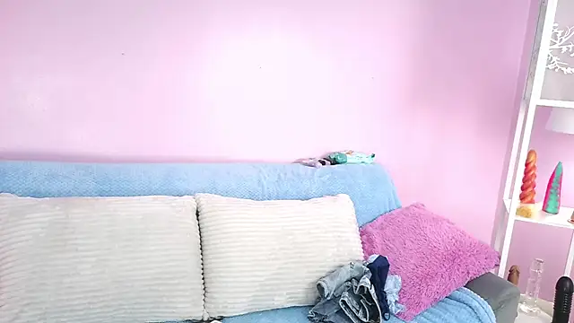 Snapshot of Hiyakasudere chatting on November 10, 6:29 pm Hiyakasudere online show from November 10, 6:29 pm