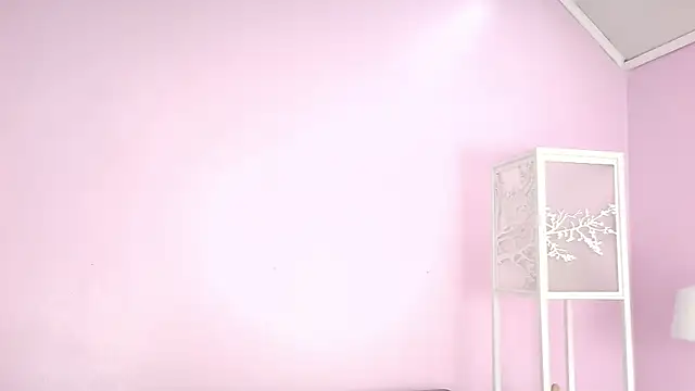 Snapshot of Hiyakasudere chatting on November 15, 1:18 pm Hiyakasudere online show from November 15, 1:18 pm