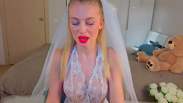 Snapshot of AnitaLamb chatting on October 31, 7:42 am AnitaLamb online show from October 31, 7:42 am