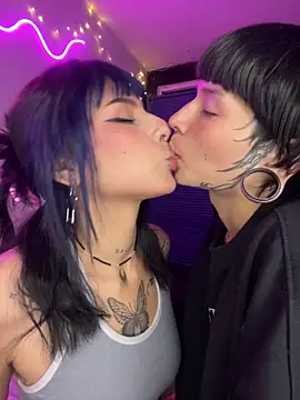 mavimist   online show from December 18, 2:06 am