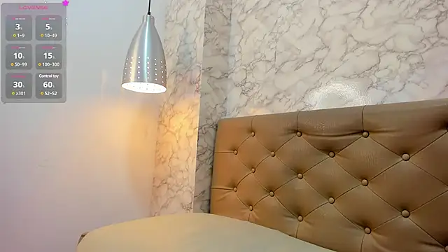 PamelaAddams  online show from March 19, 3:20 am