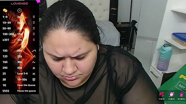 Snapshot of Aaliyah11 chatting on October 9, 2:31 am Aaliyah11 online show from October 9, 2:31 am