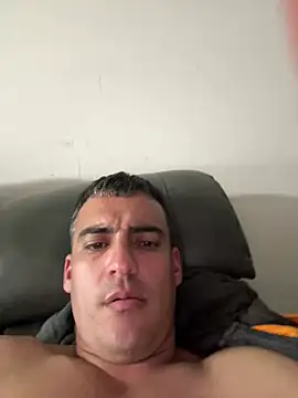 Snapshot of XXmike91 chatting on February 2, 3:10 am XXmike91 online show from February 2, 3:10 am