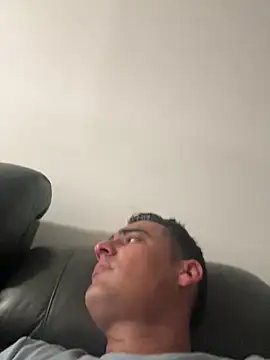 Snapshot of XXmike91 chatting on February 3, 12:04 am XXmike91 online show from February 3, 12:04 am