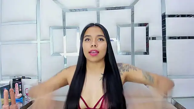 ZoeWan69 online show from February 26, 6:43 pm