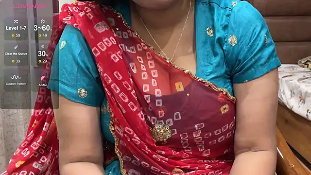 Snapshot of Alisaa-1 chatting on February 24, 5:33 am Alisaa-1 online show from February 24, 5:33 am