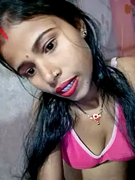 Snapshot of Miss_triha chatting on February 7, 7:06 pm Miss triha online show from February 7, 7:06 pm