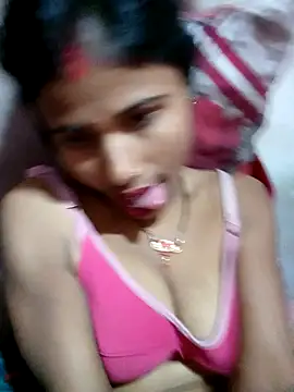 Snapshot of Miss_triha chatting on February 7, 10:09 pm Miss triha online show from February 7, 10:09 pm