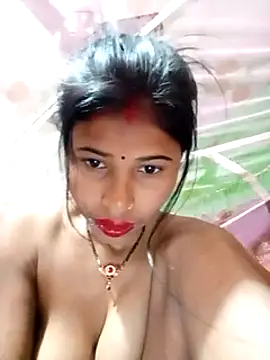 Snapshot of Miss_triha chatting on March 18, 8:04 pm Miss triha online show from March 18, 8:04 pm