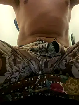 Snapshot of mcloveyiii chatting on December 2, 11:26 am mcloveyiii online show from December 2, 11:26 am