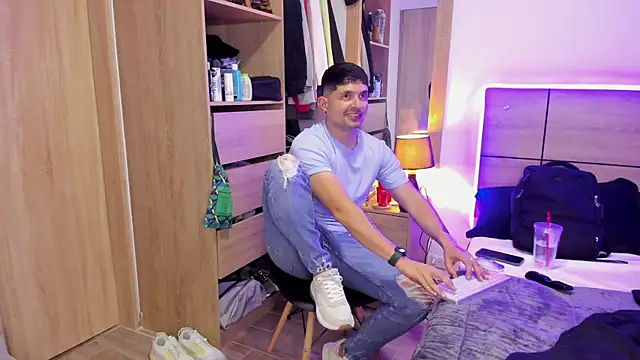 Snapshot of ILoveNYStyle chatting on March 15, 12:36 am ILoveNYStyle online show from March 15, 12:36 am