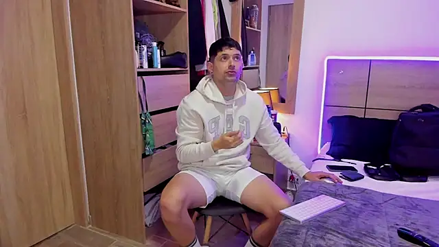 Snapshot of ILoveNYStyle chatting on March 18, 10:36 am ILoveNYStyle online show from March 18, 10:36 am