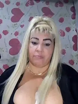 Snapshot of BonniAdams chatting on November 27, 9:28 pm BonniAdams online show from November 27, 9:28 pm