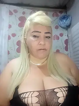 BonniAdams online show from March 6, 10:39 pm