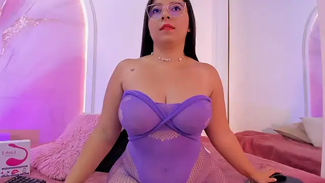Snapshot of Sofii_Lopezz chatting on September 15, 11:21 am Sofii Lopezz online show from September 15, 11:21 am