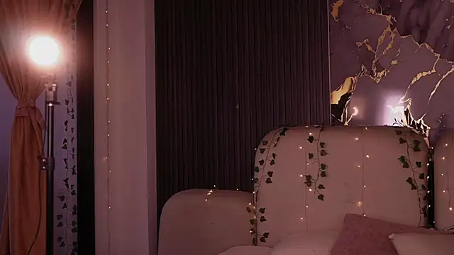 soidai miiu online show from April 8, 10:54 pm