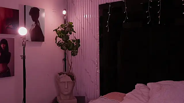 soidai miiu online show from April 13, 10:48 pm