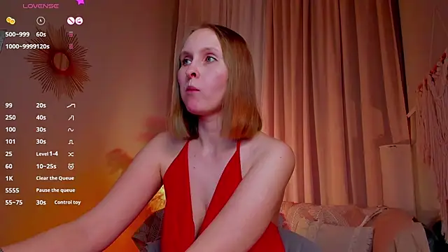 Snapshot of Agatha_Mott chatting on March 4, 6:50 pm Agatha Mott online show from March 4, 6:50 pm