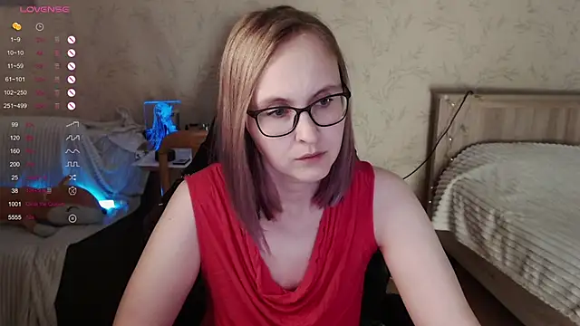 Snapshot of Agatha_Mott chatting on October 13, 5:07 am Agatha Mott online show from October 13, 5:07 am