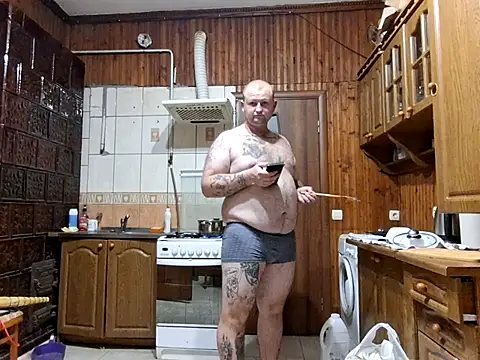 Snapshot of vitek1110 chatting on December 1, 5:18 pm vitek1110 online show from December 1, 5:18 pm