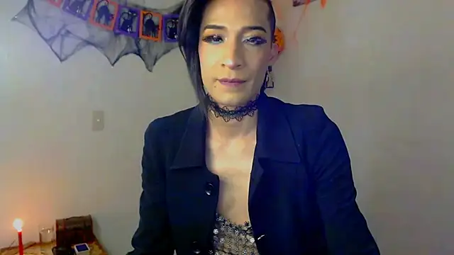 Snapshot of NovaNyx11 chatting on October 29, 9:49 pm NovaNyx11 online show from October 29, 9:49 pm