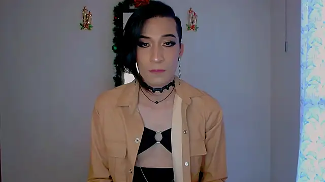 Snapshot of NovaNyx11 chatting on December 4, 10:18 pm NovaNyx11 online show from December 4, 10:18 pm