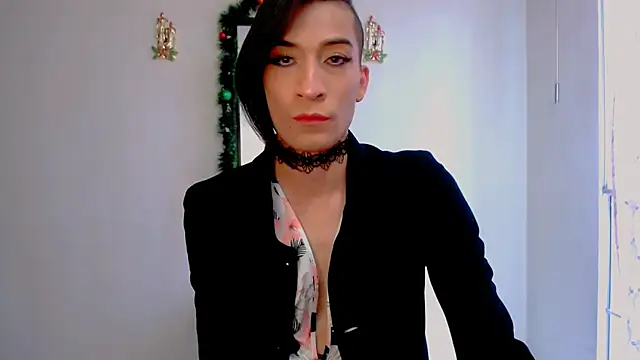 Snapshot of NovaNyx11 chatting on December 16, 10:04 pm NovaNyx11 online show from December 16, 10:04 pm