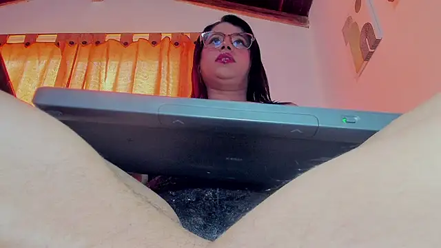 Snapshot of Eli_clark_ chatting on September 19, 3:24 pm Eli clark online show from September 19, 3:24 pm