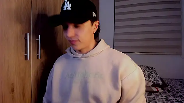 Mastrangelo xxx online show from January 18, 4:05 am