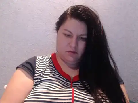 KiraSwee online show from February 23, 5:50 pm