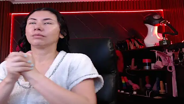 Snapshot of XiaQueen chatting on September 23, 11:24 am XiaQueen online show from September 23, 11:24 am