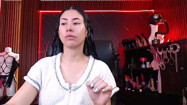 Snapshot of XiaQueen chatting on September 29, 11:59 am XiaQueen online show from September 29, 11:59 am