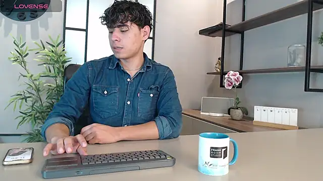 Gabriell ramirez online show from March 1, 4:47 am