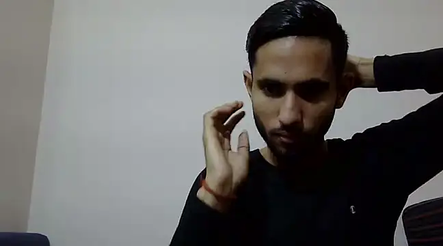 Snapshot of Queen_Couple chatting on March 1, 6:35 am Queen Couple online show from March 1, 6:35 am