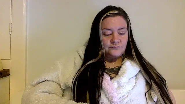 AureliaXOX online show from February 12, 12:22 pm