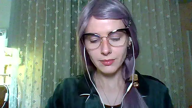 LuminousLady online show from February 12, 8:18 pm