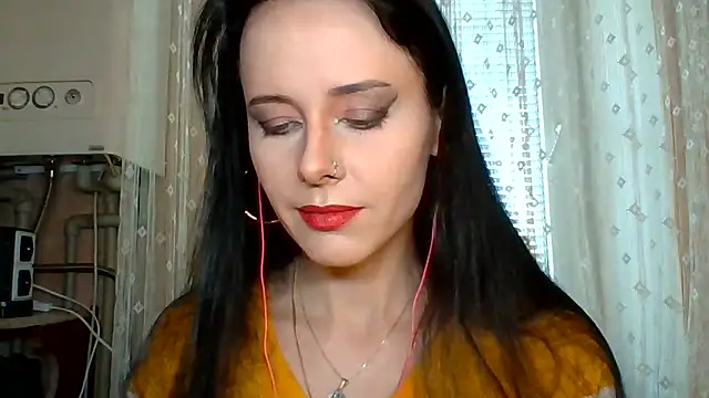 LuminousLady online show from September 27, 1:05 pm