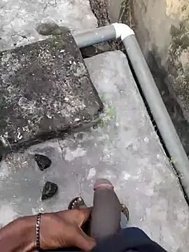 Snapshot of BigD634 chatting on February 3, 7:51 am BigD634 online show from February 3, 7:51 am